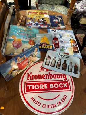 a wooden chair with a sign on it that says homelbour tiger box