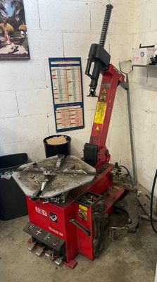 Démonte pneu EGI Titanium 200/22 n° 240841 de 2015. - Photo 1