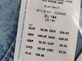 a close up of a label on a pair of jeans