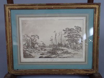 une vieille photo représentant un bateau sur un plan d'eau, avec des arbres en arrière-plan