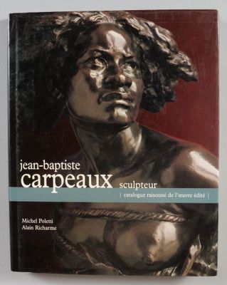 la couverture d'un livre sur laquelle figure le visage d'une femme représenté par une statue en bronze