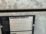a metal box with a label on it that says wagenbouw hapert ex