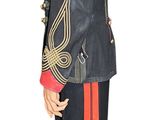 a statue of a man dressed in a military uniform