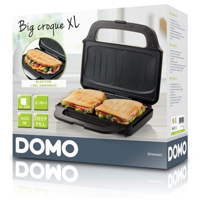 un gros plan d'une boîte contenant un sandwich