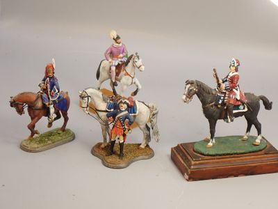 Figurines d'artistes - XVIIème - 54 mm, 4 cavaliers .