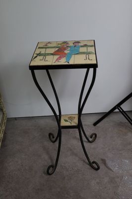 TABLE DE SALON En métal peint noir