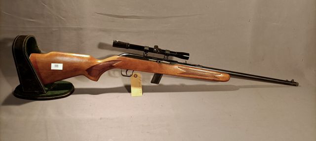 Catégorie B. Carabine semi-automatique LAKEFIELD modèle 64B. Cali