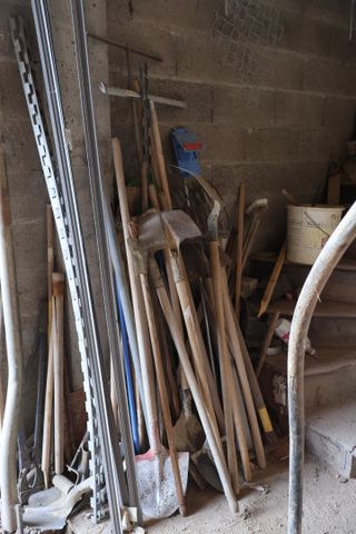 Lot d’outillages à main de jardin
