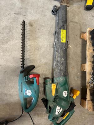 many tools that are laying out on the floor