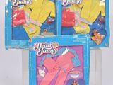 trois boîtes de poupées Barbie « Heart Family » avec vêtements et accessoires