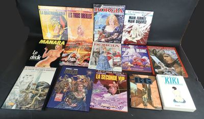 un grand nombre de livres posés sur une table