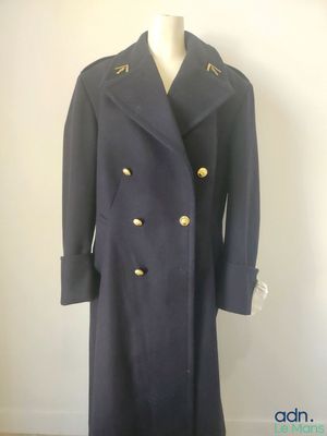 Expédition obligatoire - Manteau gendarmerie mobile.