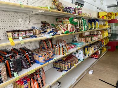 Rayonnage métallique 18 mètres linéaires de panneaux métalli…