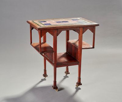 une image représentant une petite table sur laquelle se trouve une étagère