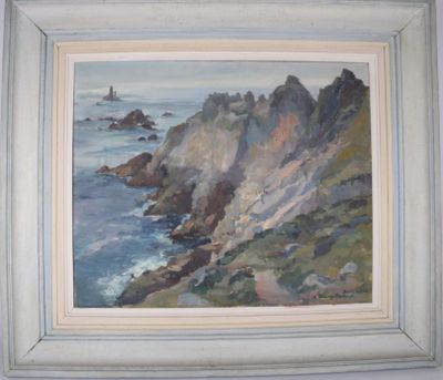 une peinture à l'huile représentant une côte rocheuse avec un phare au loin