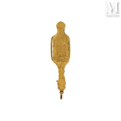 Lorgnette Lorgnette en or jaune 18k (750°/°°) à décor incisé…