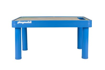 une table bleue pour enfants, avec un plateau et des pieds en bois