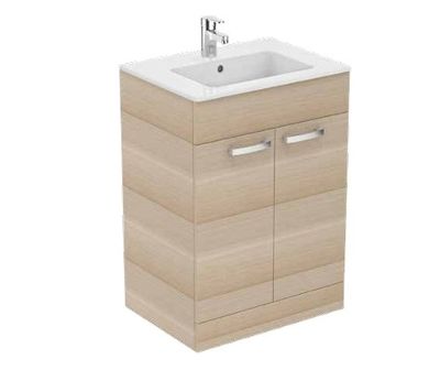 Le meuble-lavabo est en bois et comporte un lavabo blanc.