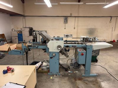 une image d'une machine dans une usine
