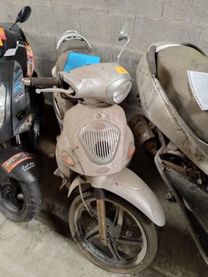 KYMCO PEOPLE 50 - Genre : CL - Carrosserie : SOLO - Energie …