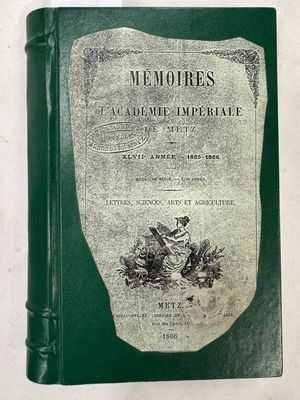 la couverture d'un livre vert sur laquelle figure l'image d'un homme à cheval