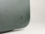 leather briefcase bag details of the article 2