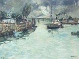 de nombreux bateaux qui se trouvent dans l'eau près du rivage
