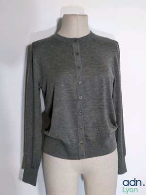 grey cardigan sweater on a mannequin mannequin mannequin mannequin mannequin mannequin mannequin mannequin manne