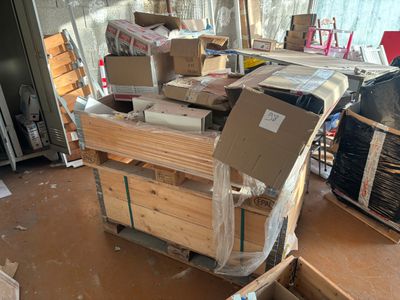 Accessoires de résille pour plafond métallique