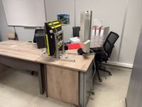 Ensemble de mobilier de bureau comprenant : (photo 6)
