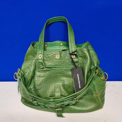 Sac à main en cuir vert Michael Korsch avec poignées dorées