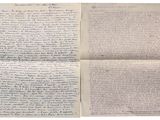 un gros plan d'un morceau de papier sur lequel on a écrit