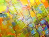 peinture abstraite dans des tons de jaune, vert, bleu et rouge