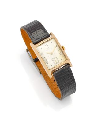 an image of a wrist watch with a black leather band