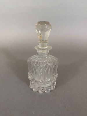 antique cut glass decanter with stopper and stopper