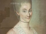tableau représentant une femme en robe rose, avec une plume sur la tête