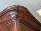 a close up of a piece of wood on the top of a dresser