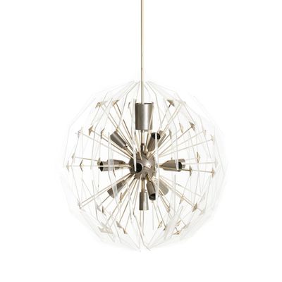 une photo d'un luminaire moderne suspendu au plafond