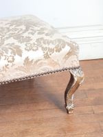 TABOURET DE PIED rectangulaire de style Louis XV en bois scu… (photo 5)