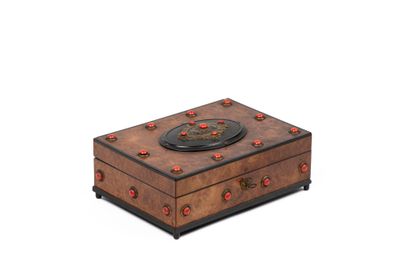 Coffret en placage de bois de loupe, bois noirci, laiton et … - Photo 1