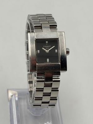 TISSOT. Montre de dame mouvement à quartz, boîtier acier et …