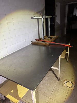a table that is sitting in the middle of a room
