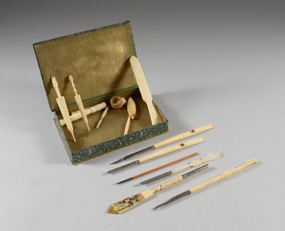 une boîte contenant tout un tas d'outils