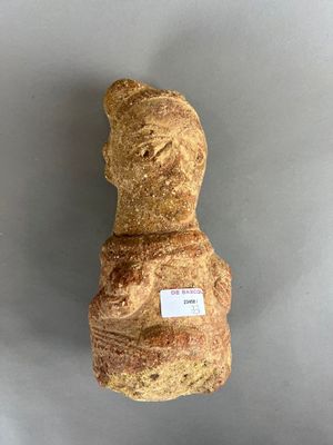 une photo d'une sculpture représentant un ours, réalisée en pain