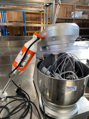 Un mixeur / plongeur DYNAMIX 16 (janvier 2025) - 1 Robot pâtissier CHE - Photo 1