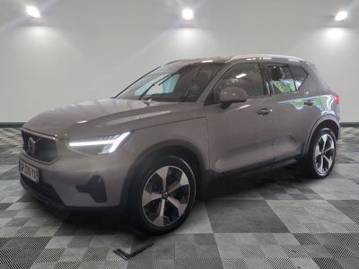 VOLVO XC40 B3 163 CH DCT7 PLUS - SUV Compact Premium