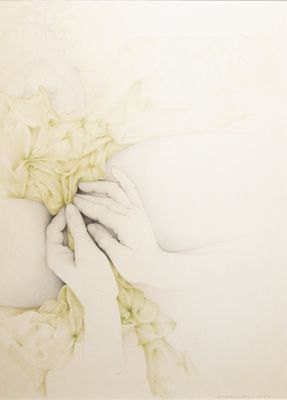 un dessin représentant une femme tenant une fleur dans ses mains