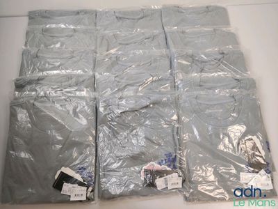 a pile of plastic bags that are sitting on a table