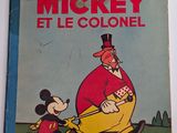 Mickey et le colonel Walt Disney
