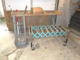une photo d'un chariot sur lequel se trouve une boîte